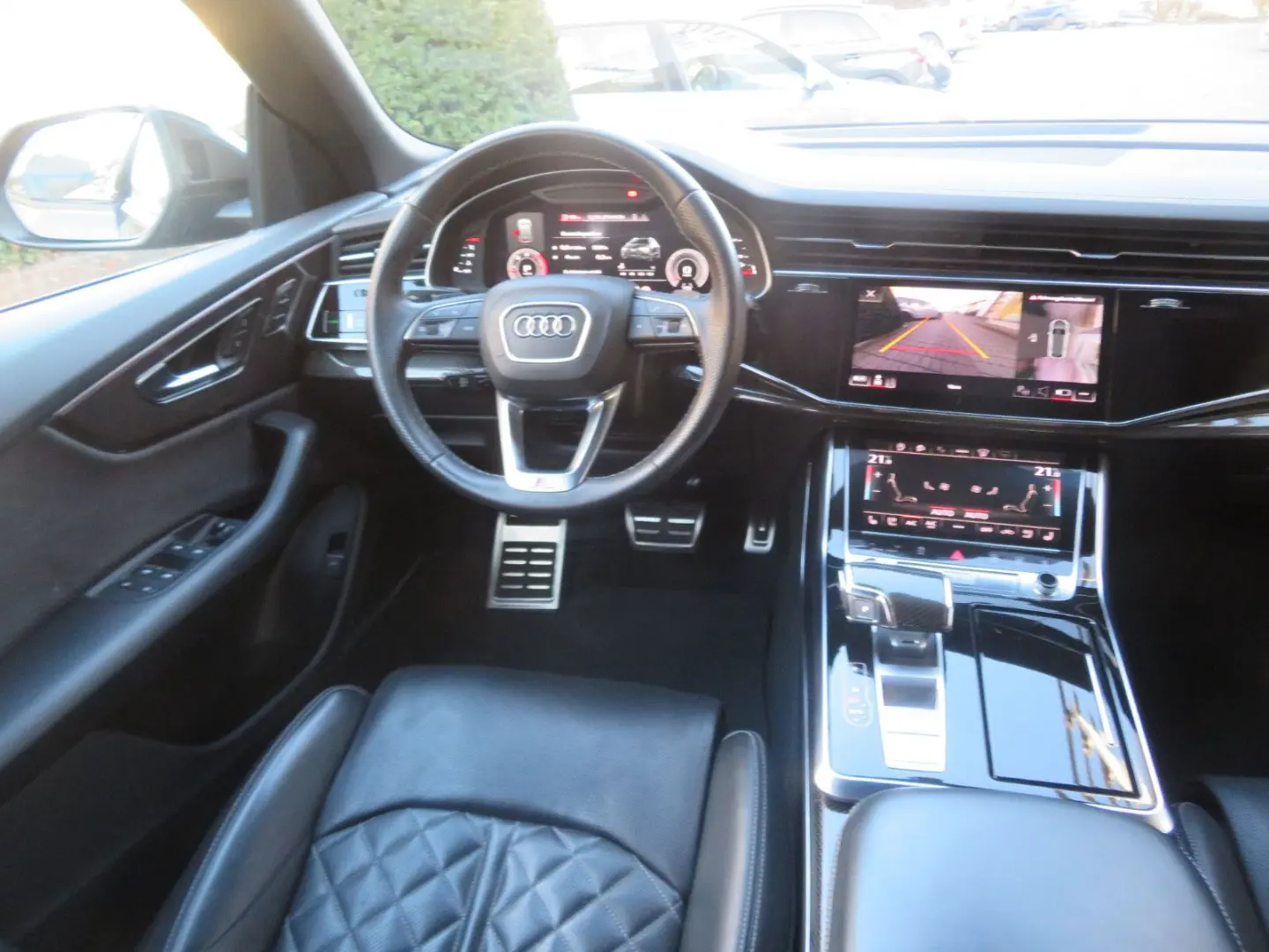 Q8 SUV 50 TDI *HD-MATRIX *STANDHZ *S-SPORTSITZE