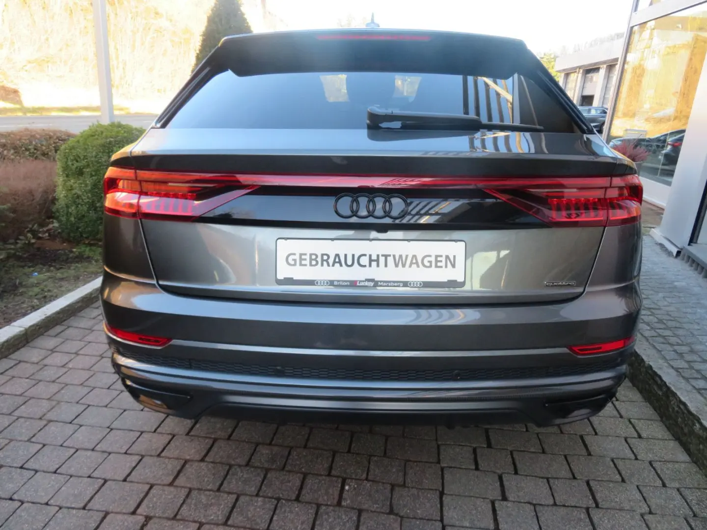 Q8 SUV 50 TDI *HD-MATRIX *STANDHZ *S-SPORTSITZE