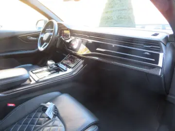 Q8 SUV 50 TDI *HD-MATRIX *STANDHZ *S-SPORTSITZE