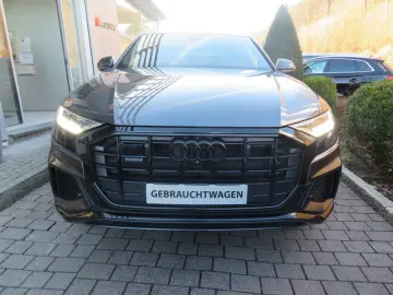 Q8 SUV 50 TDI *HD-MATRIX *STANDHZ *S-SPORTSITZE