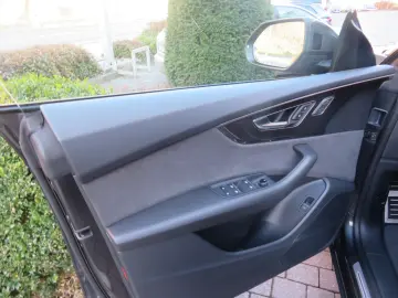 Q8 SUV 50 TDI *HD-MATRIX *STANDHZ *S-SPORTSITZE