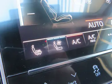 Q8 SUV 50 TDI *HD-MATRIX *STANDHZ *S-SPORTSITZE