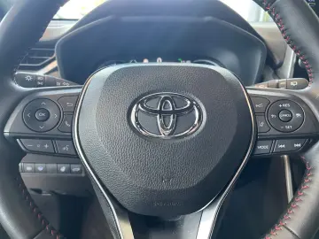 RAV 4 Plug-in-Hybrid Technik-Paket *HUD*Navi*LED