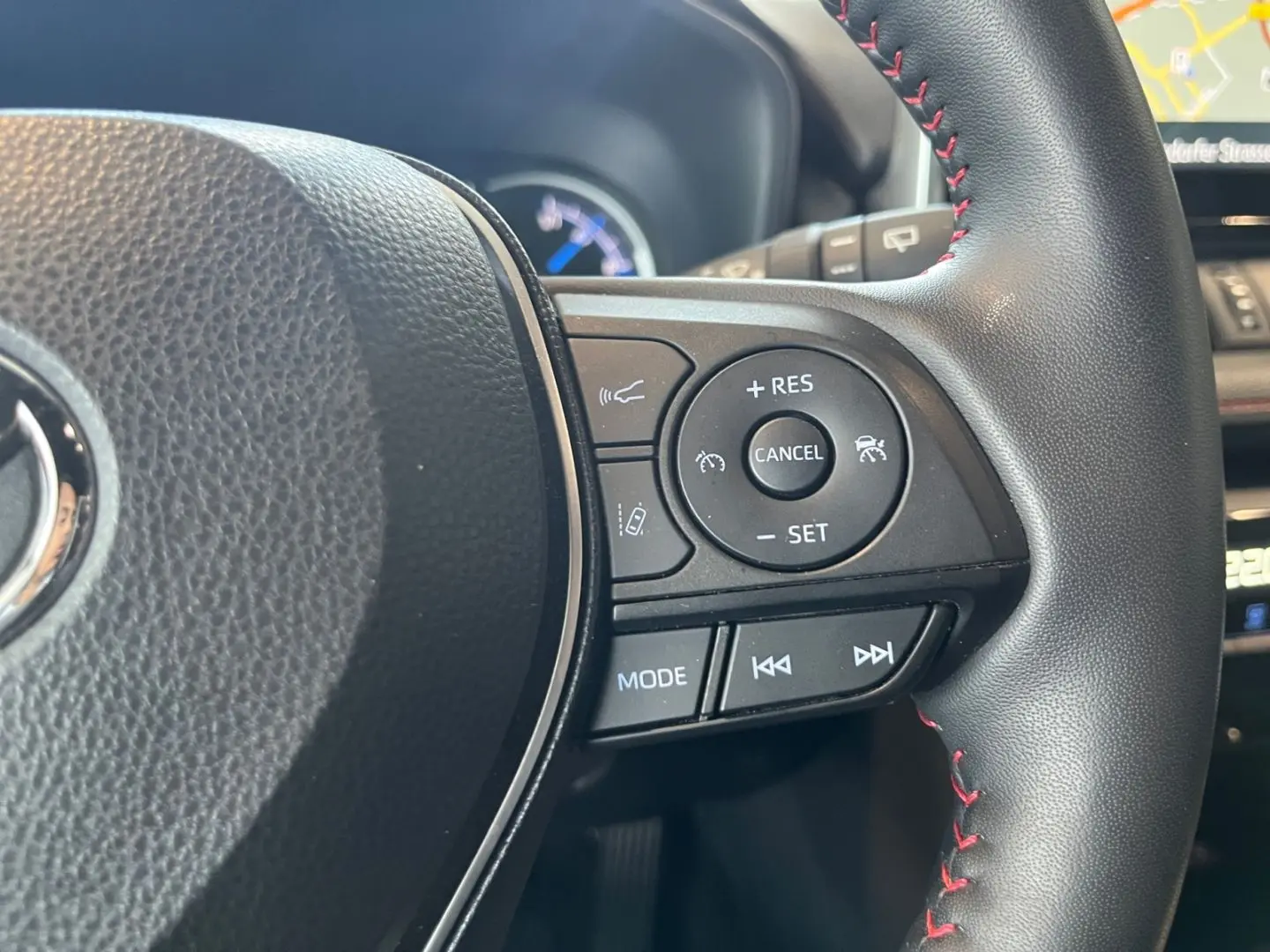 RAV 4 Plug-in-Hybrid Technik-Paket *HUD*Navi*LED