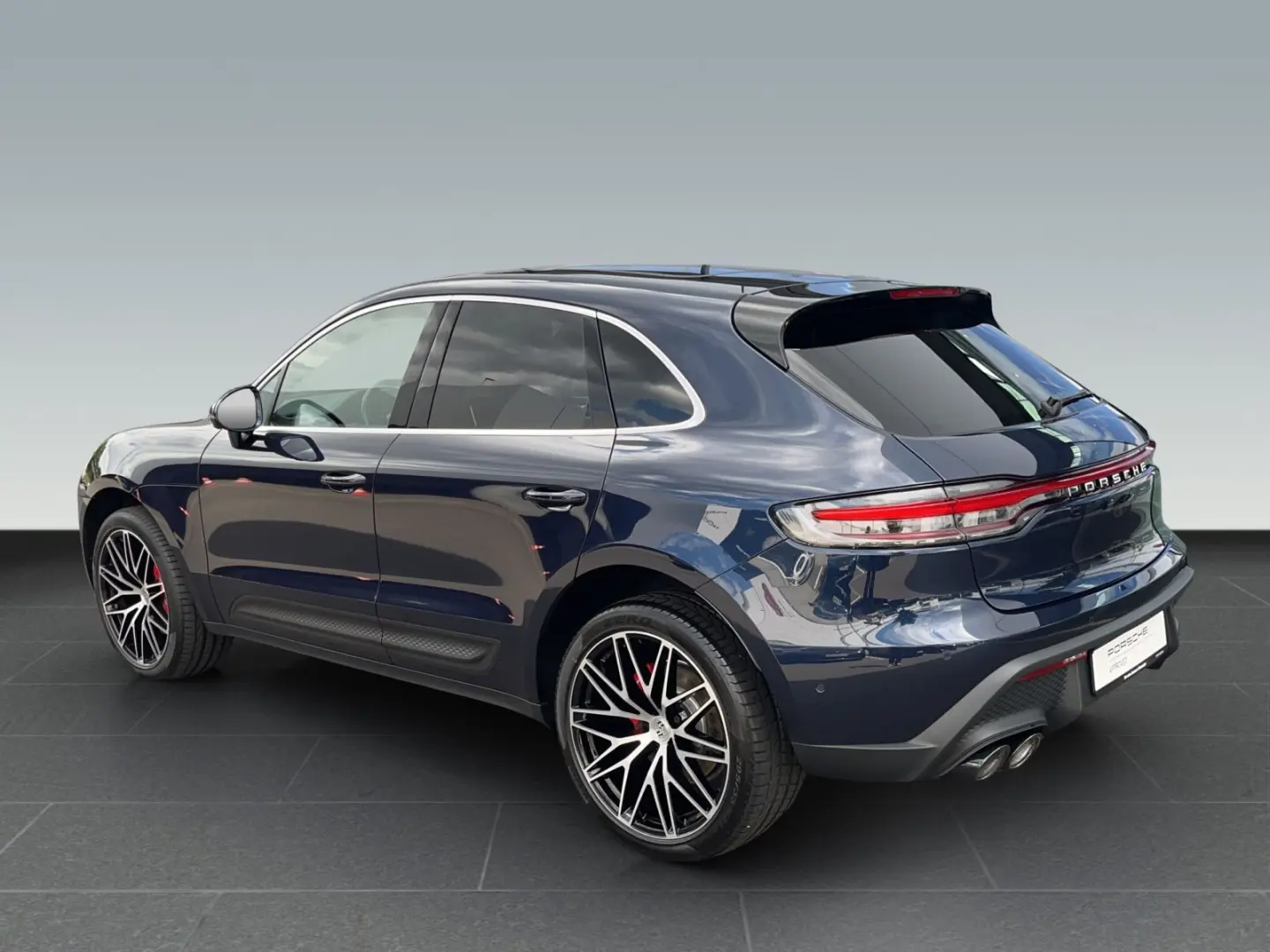 Macan S