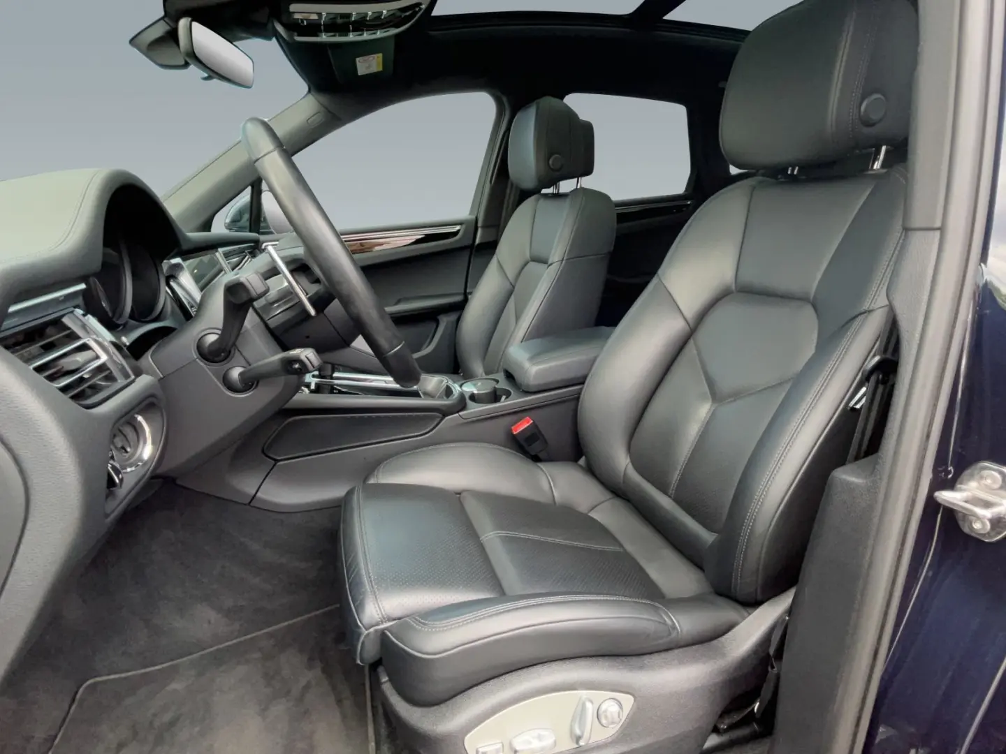 Macan S