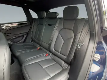 Macan S