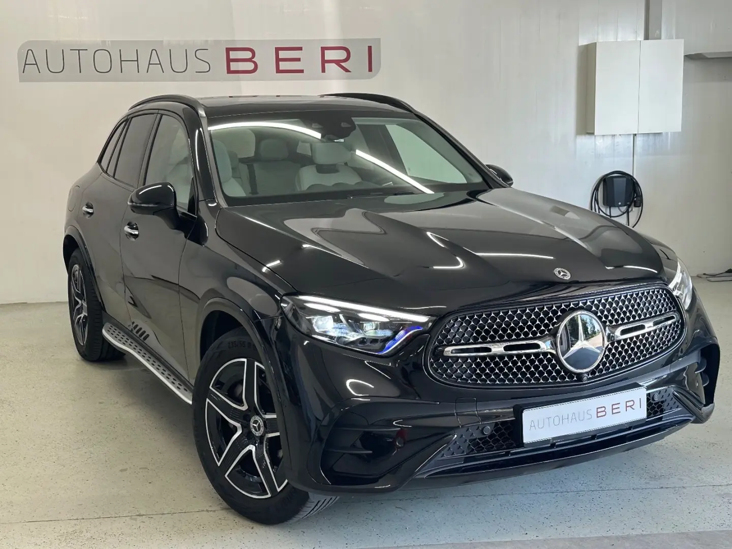 GLC 300 d 4Matic AMG*DIS*HuD*AHK*Digital.L