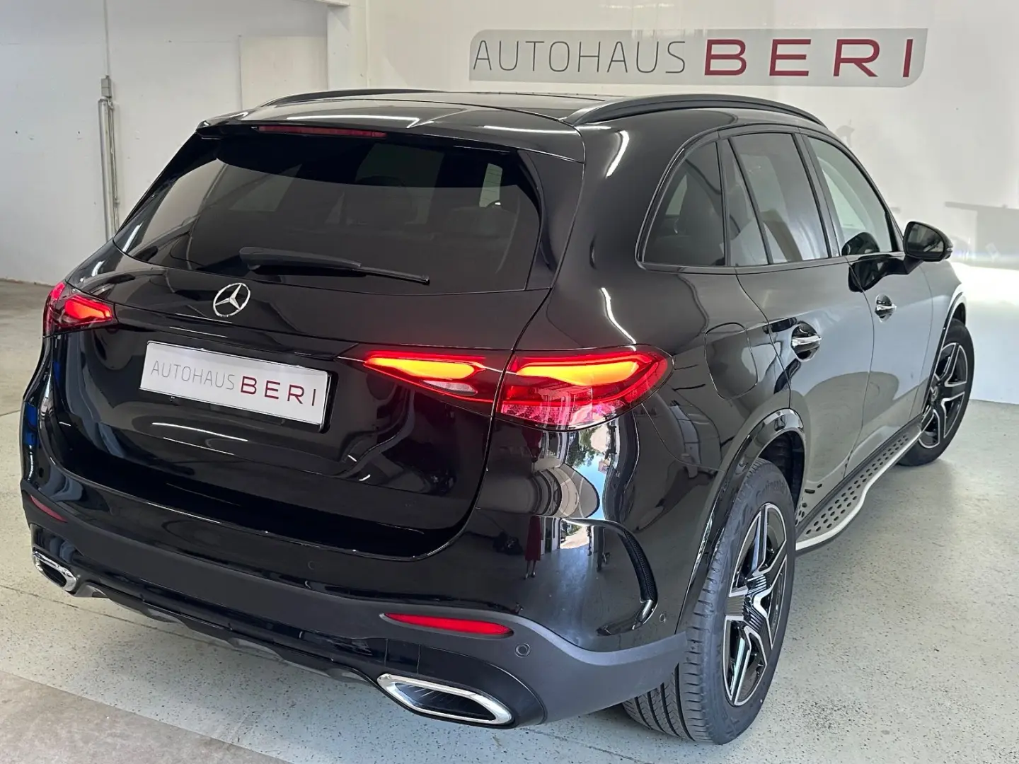 GLC 300 d 4Matic AMG*DIS*HuD*AHK*Digital.L
