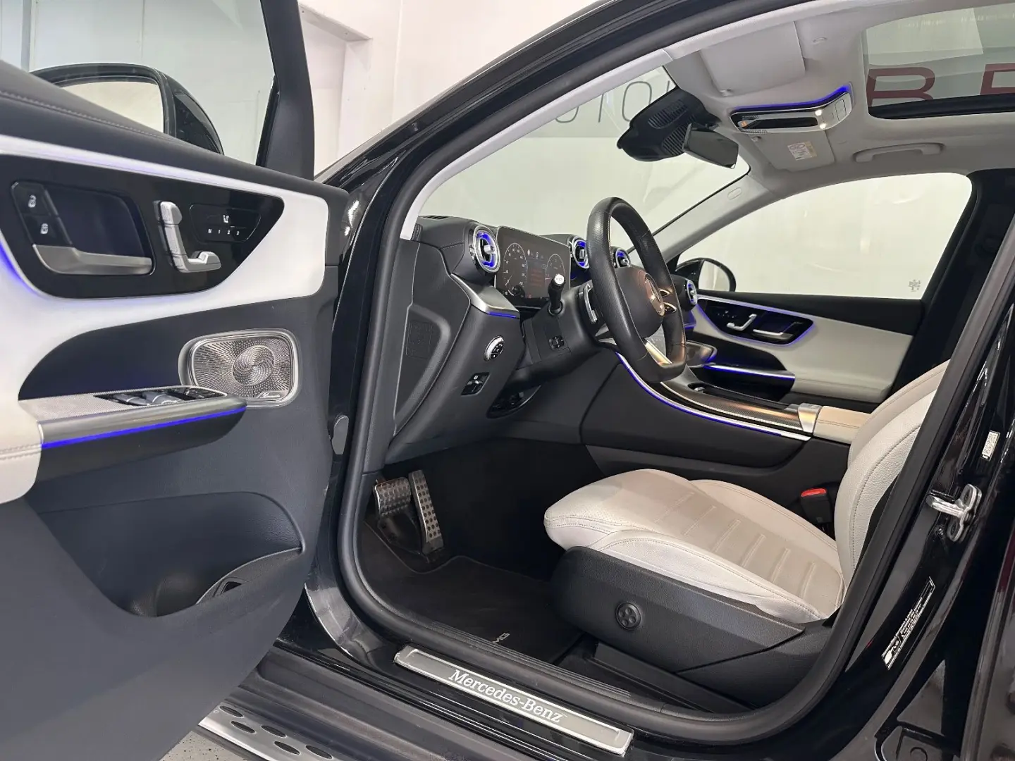 GLC 300 d 4Matic AMG*DIS*HuD*AHK*Digital.L