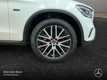 GLC 300 e 4M Pano/Multib/AugReal/High-End Info