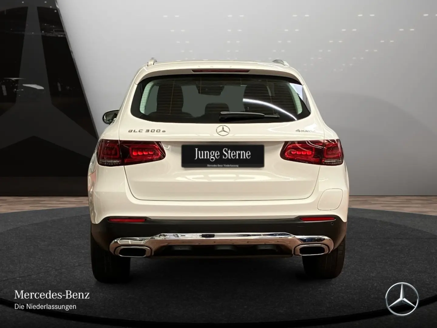 GLC 300 e 4M Pano/Multib/AugReal/High-End Info