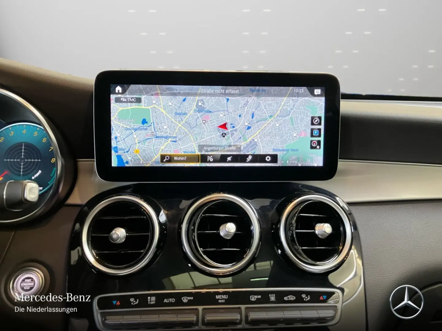 GLC 300 e 4M Pano/Multib/AugReal/High-End Info
