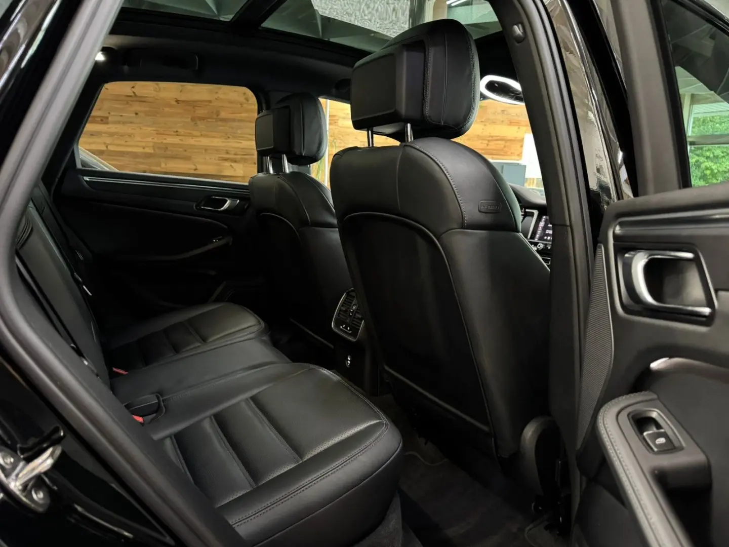 Macan T Pano SportChrono 360 SportAuspuff