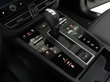 Macan S GT Leder Pano AHK 21 Zoll BOSE ACC