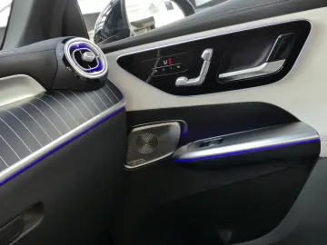 GLC 300d 4M +Distronic+360°Kam+Ambiente+HUD+MBUX