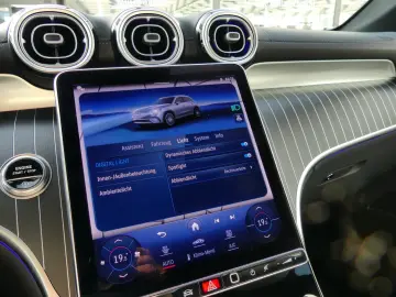 GLC 300d 4M +Distronic+360°Kam+Ambiente+HUD+MBUX