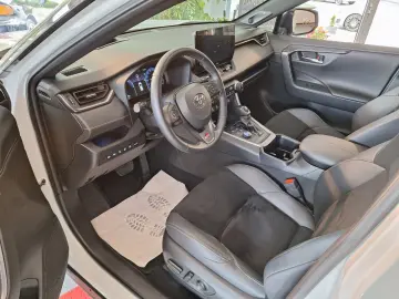 RAV4 Plug-in Hybrid 4x4 GR Sport