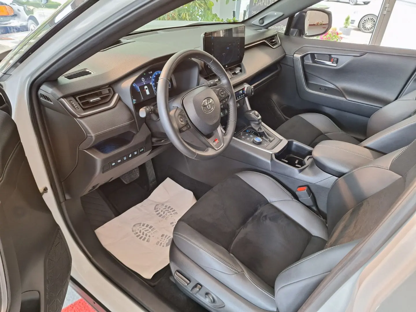 RAV4 Plug-in Hybrid 4x4 GR Sport