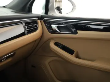 Macan Chrono PDLS+ Pano ACC 360 Sportabgas 21