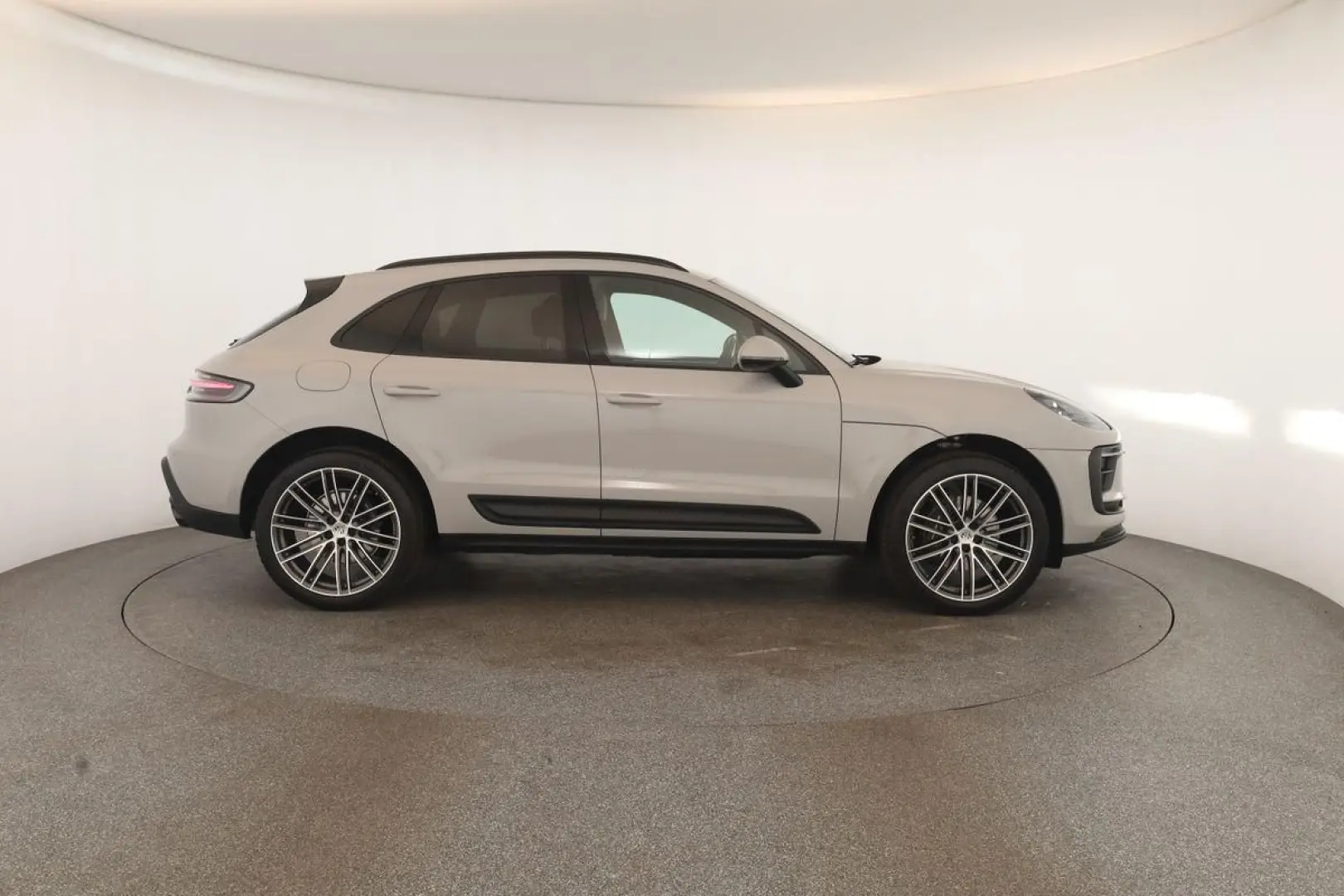 Macan Chrono PDLS+ Pano ACC 360 Sportabgas 21