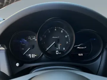 Macan T Pano,Chrono, ServoPlus