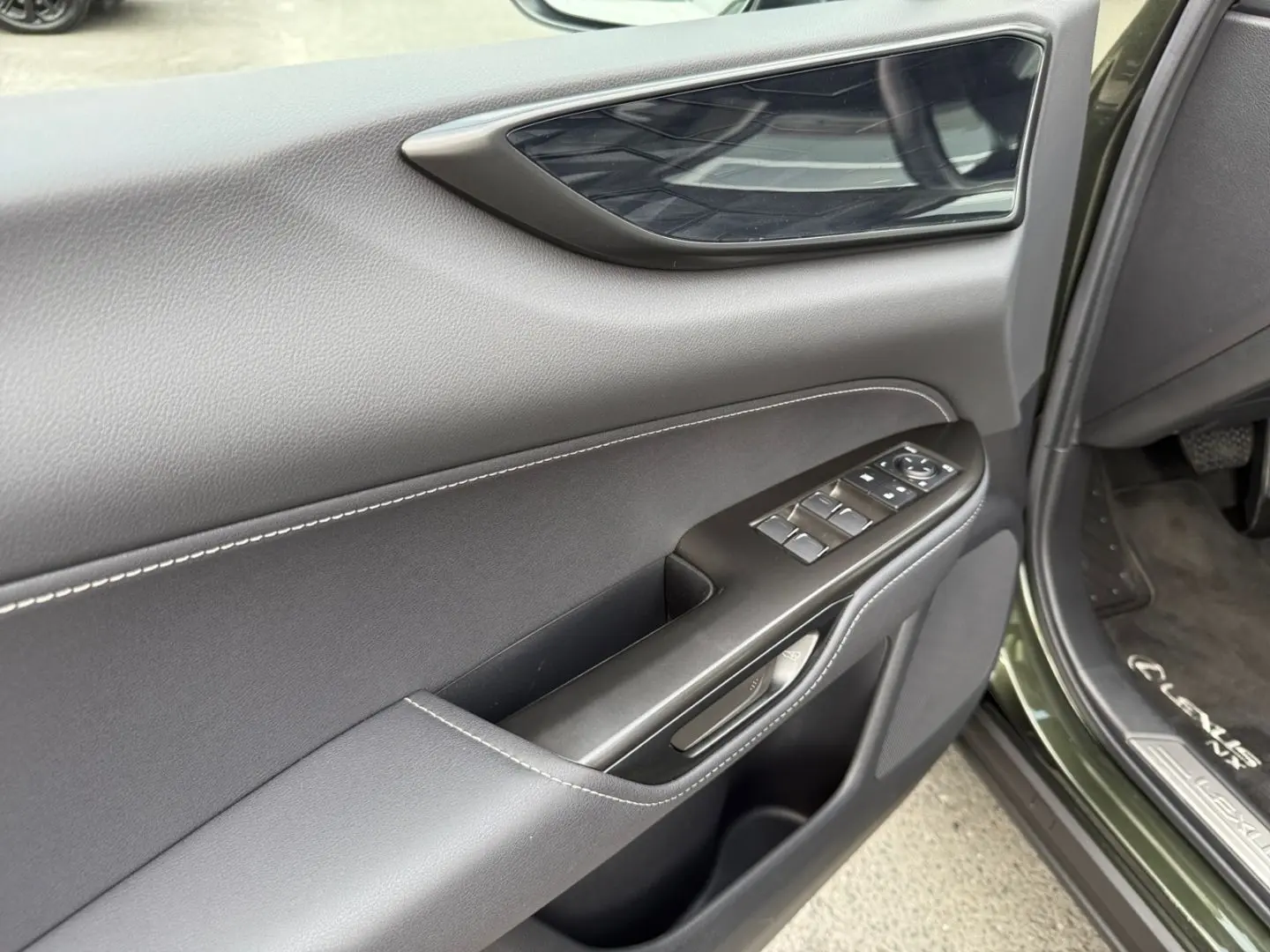 NX 350h E-FOUR Executive Line *LED*HUD*360°*Pano