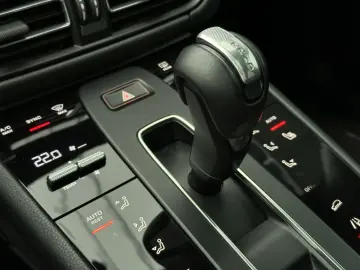 Macan PANO SHZ Lenkradheizung