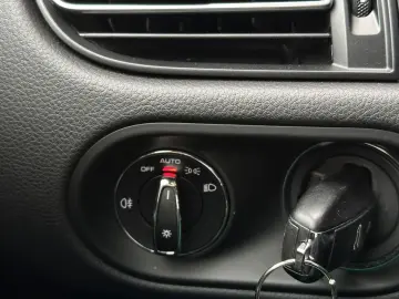 Macan PANO SHZ Lenkradheizung