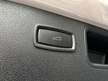 Macan PANO SHZ Lenkradheizung
