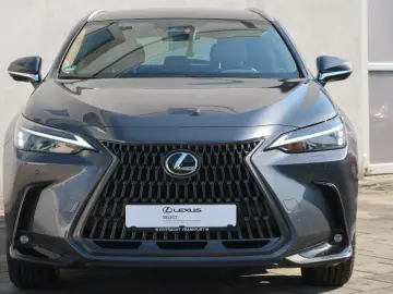 NX 450h+ E-FOUR Executive Line
