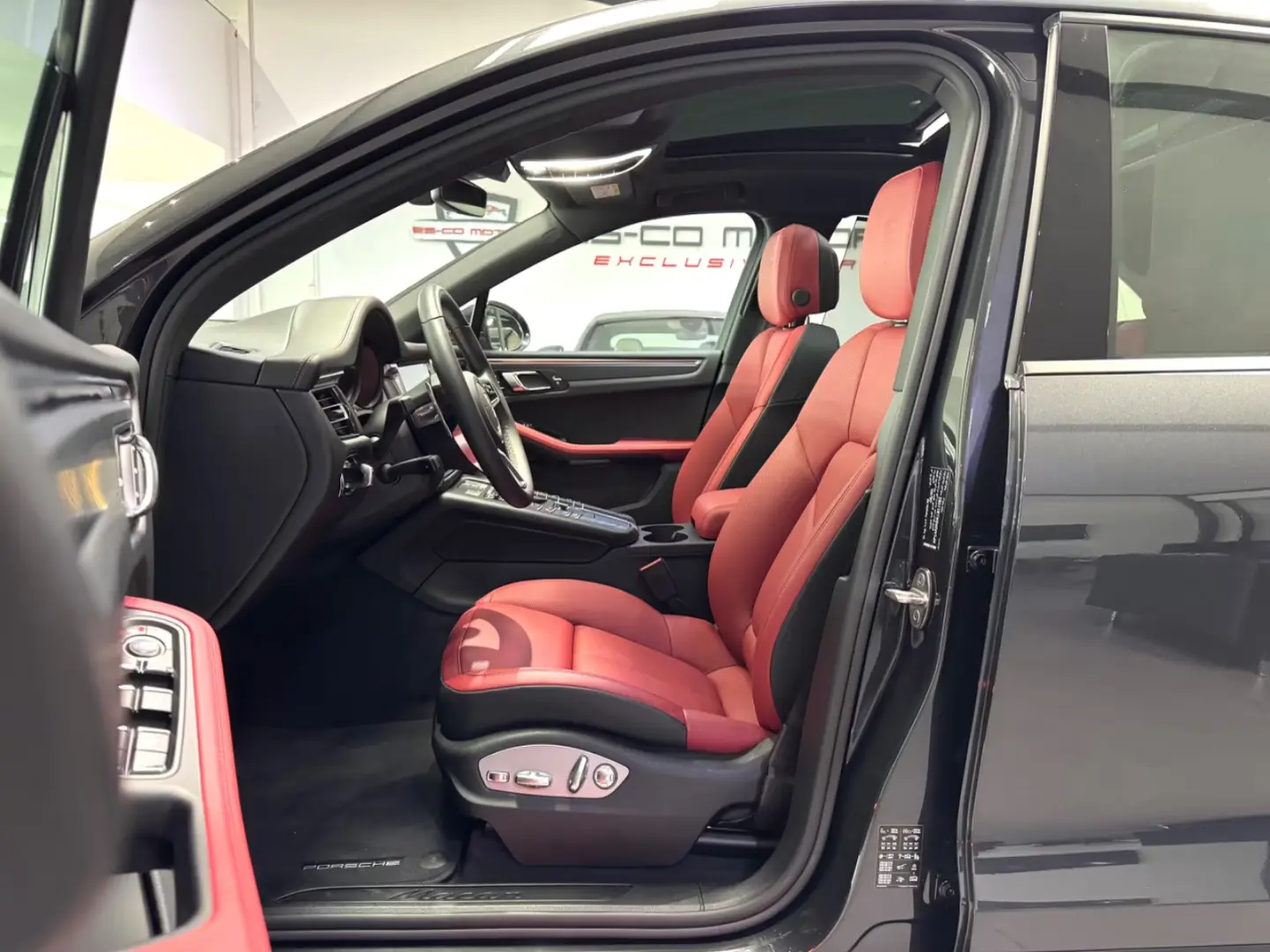 Porsche Macan MACAN 2.0 PANO ACC CHRONO