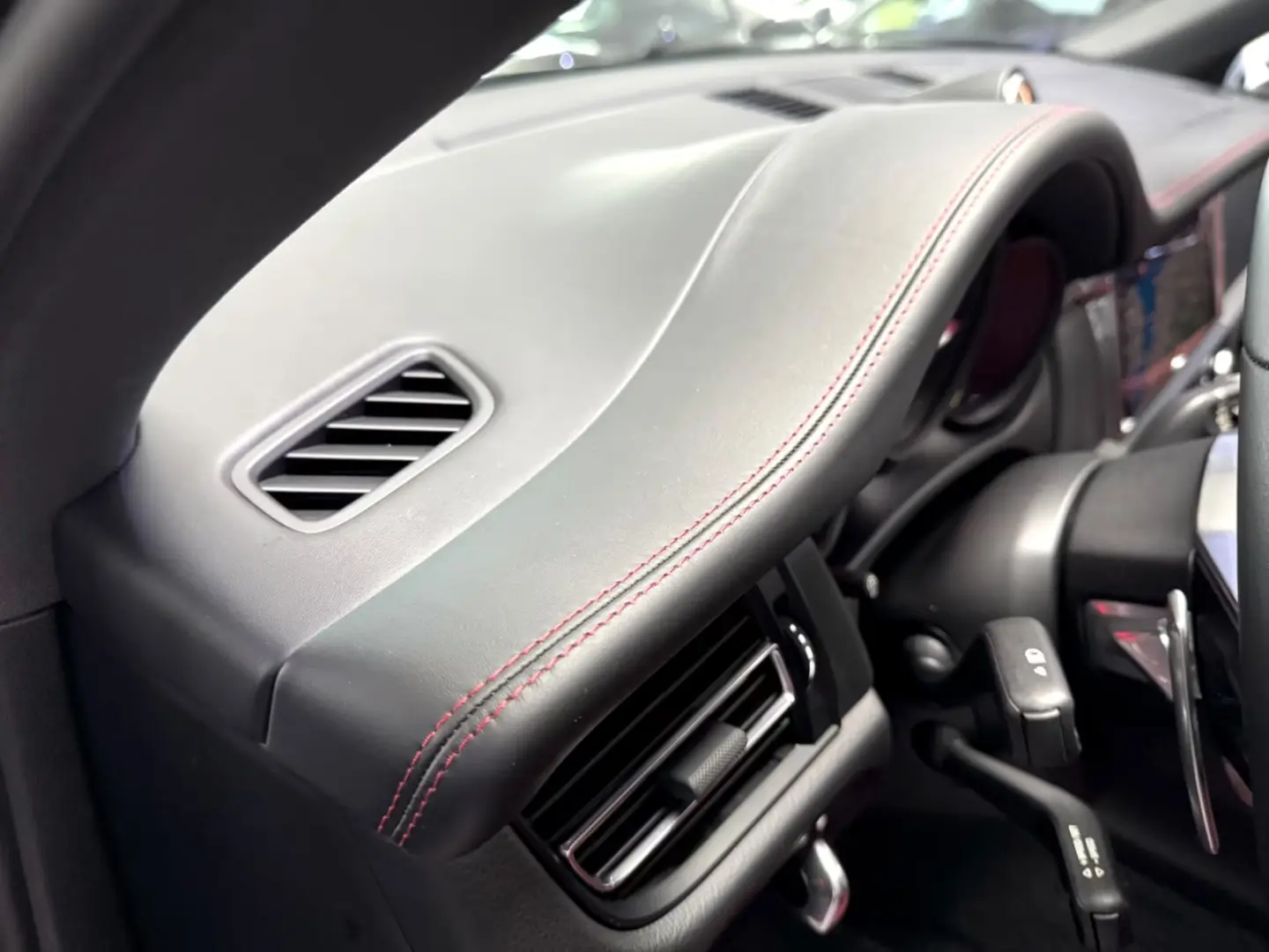 Porsche Macan MACAN 2.0 PANO ACC CHRONO