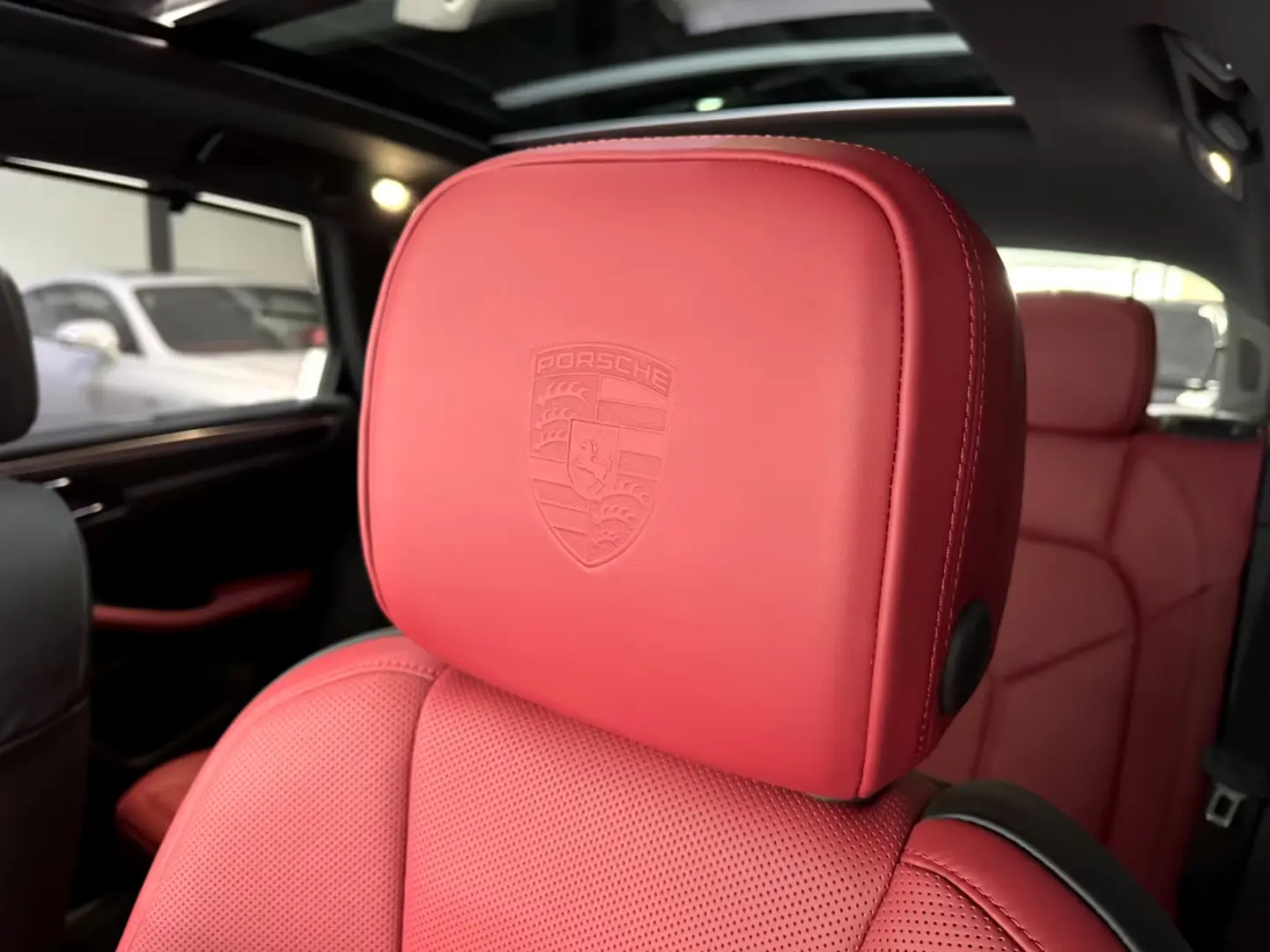 Porsche Macan MACAN 2.0 PANO ACC CHRONO