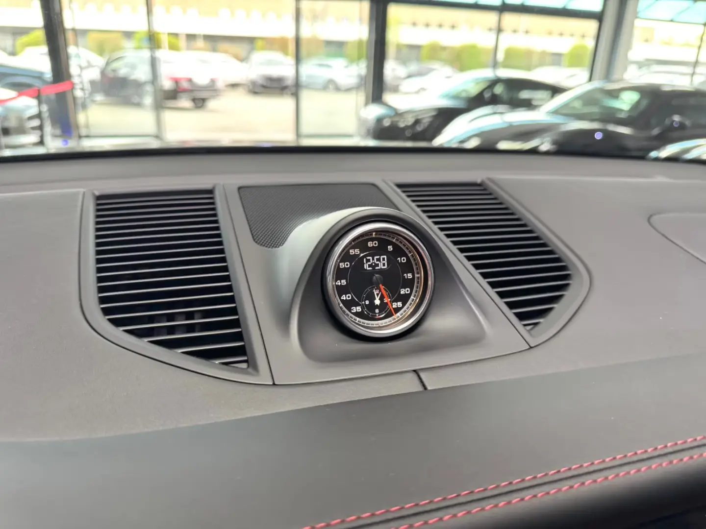 Porsche Macan MACAN 2.0 PANO ACC CHRONO