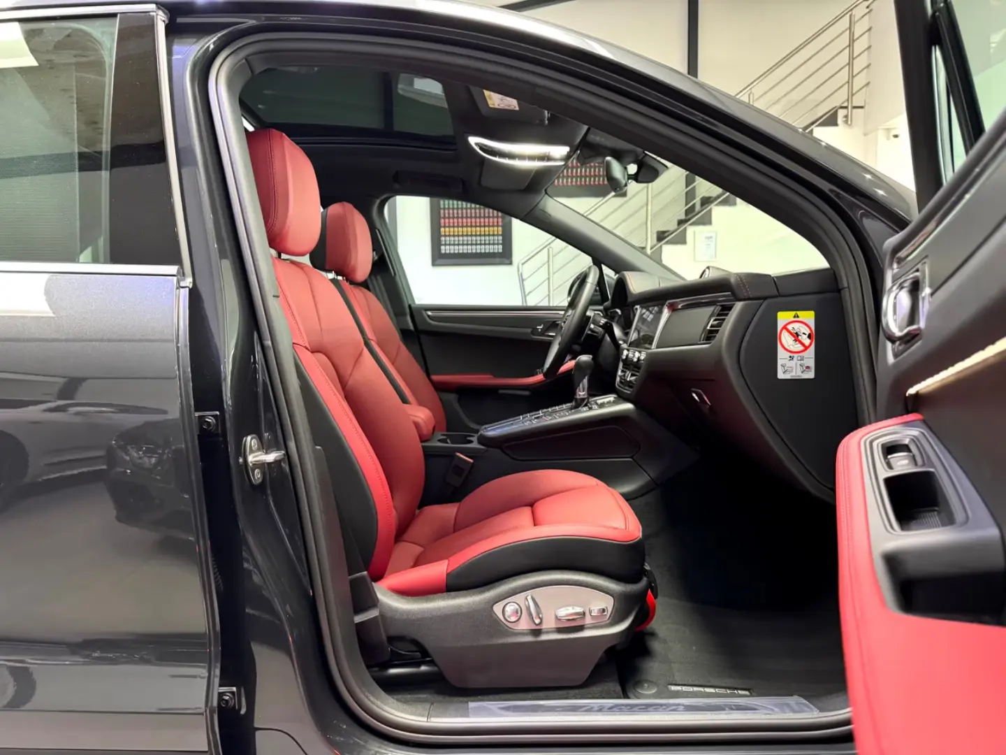 Porsche Macan MACAN 2.0 PANO ACC CHRONO