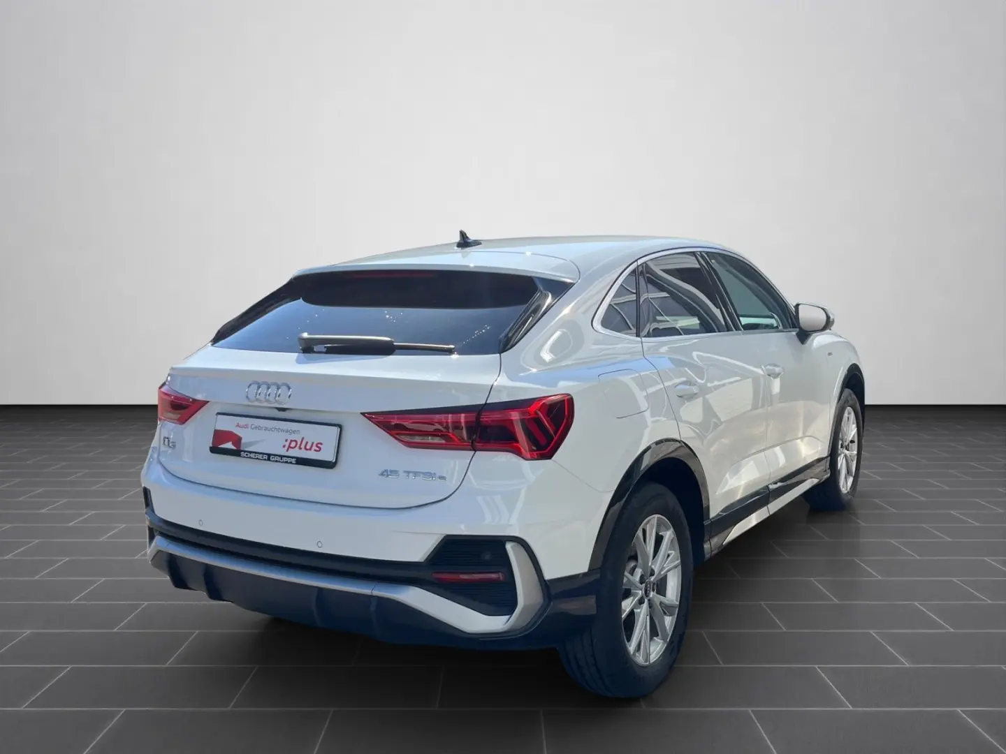 Q3 Sportback TFSI e S line 45 S-TRONIC AHK KAMER