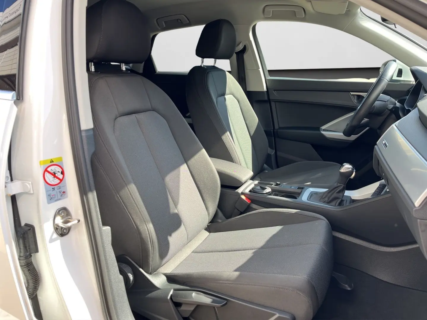 Q3 Sportback TFSI e S line 45 S-TRONIC AHK KAMER