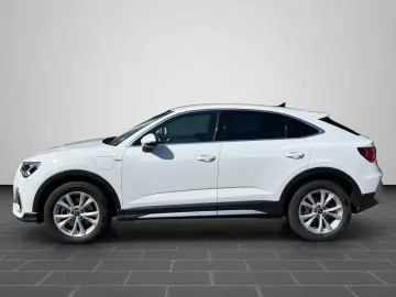 Q3 Sportback TFSI e S line 45 S-TRONIC AHK KAMER