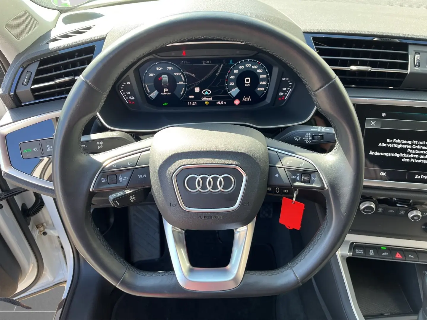 Q3 Sportback TFSI e S line 45 S-TRONIC AHK KAMER