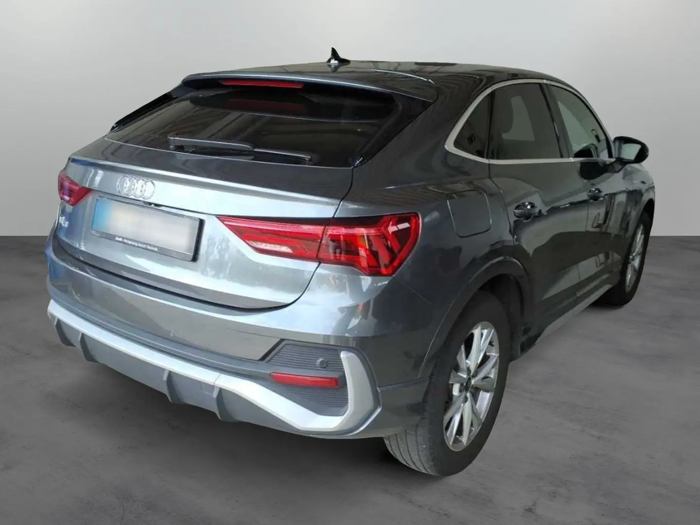 Q3 Sportback S-Line 35TFSI S-tronic/ Matrix, RFK