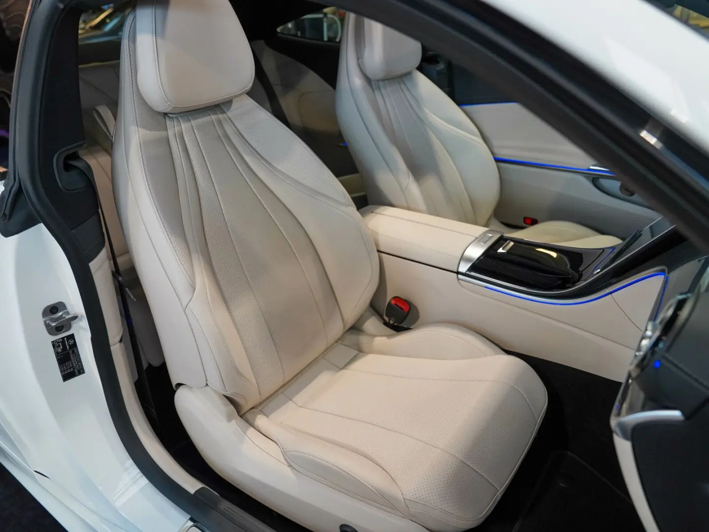 CLE 220 d Coupé AMG Line Night macchiato Panoram