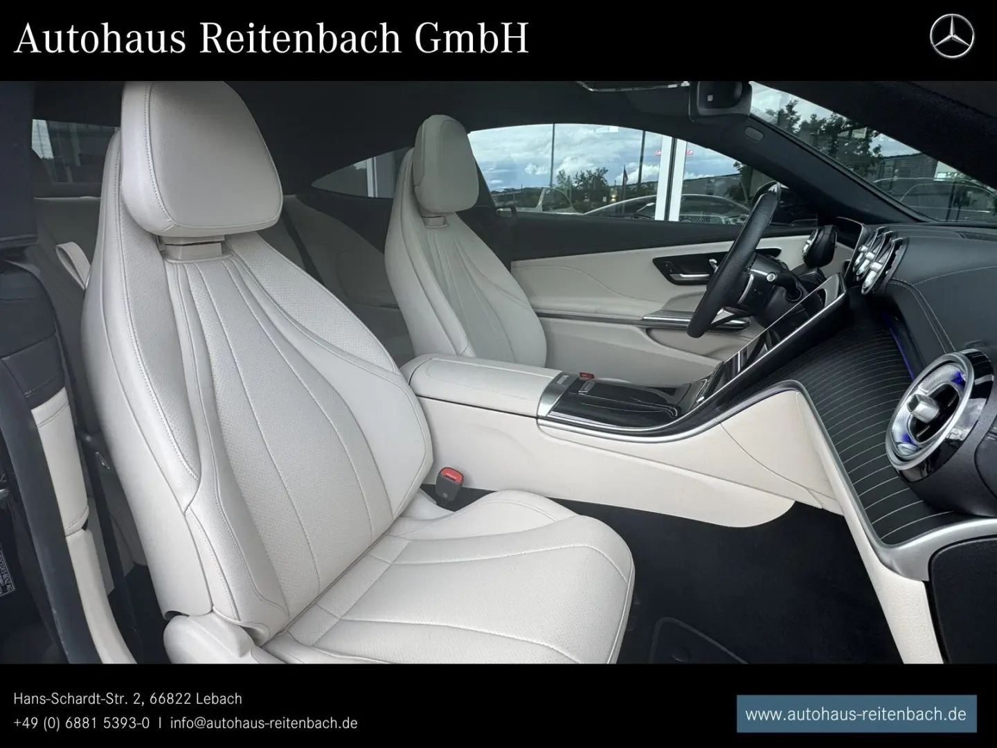 CLE300 4M COUPÉ AMG+PANO AHK+BURMESTER+360°+TOTW