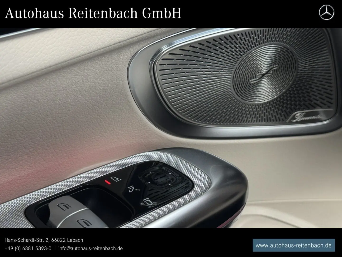 CLE300 4M COUPÉ AMG+PANO AHK+BURMESTER+360°+TOTW