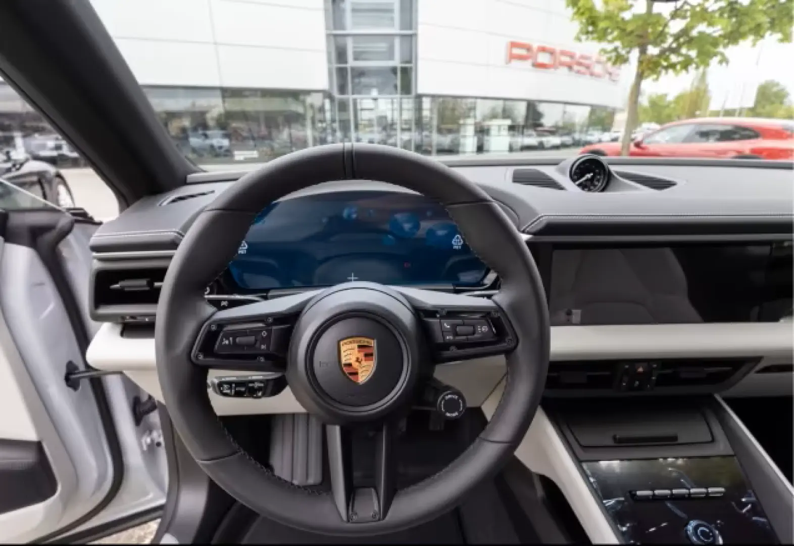 Porsche Macan 4 InnoDrive Luftfederung LED-Matrix