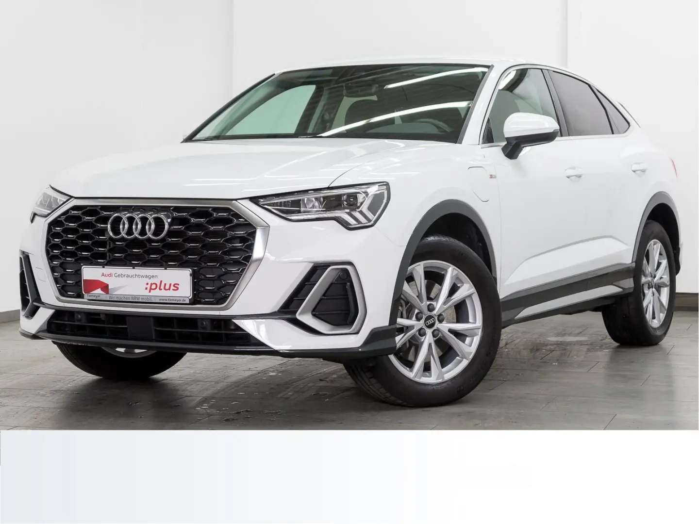 Q3 Sportback 45 TFSIe S LINE LM18 SITZHZ PRIVACY