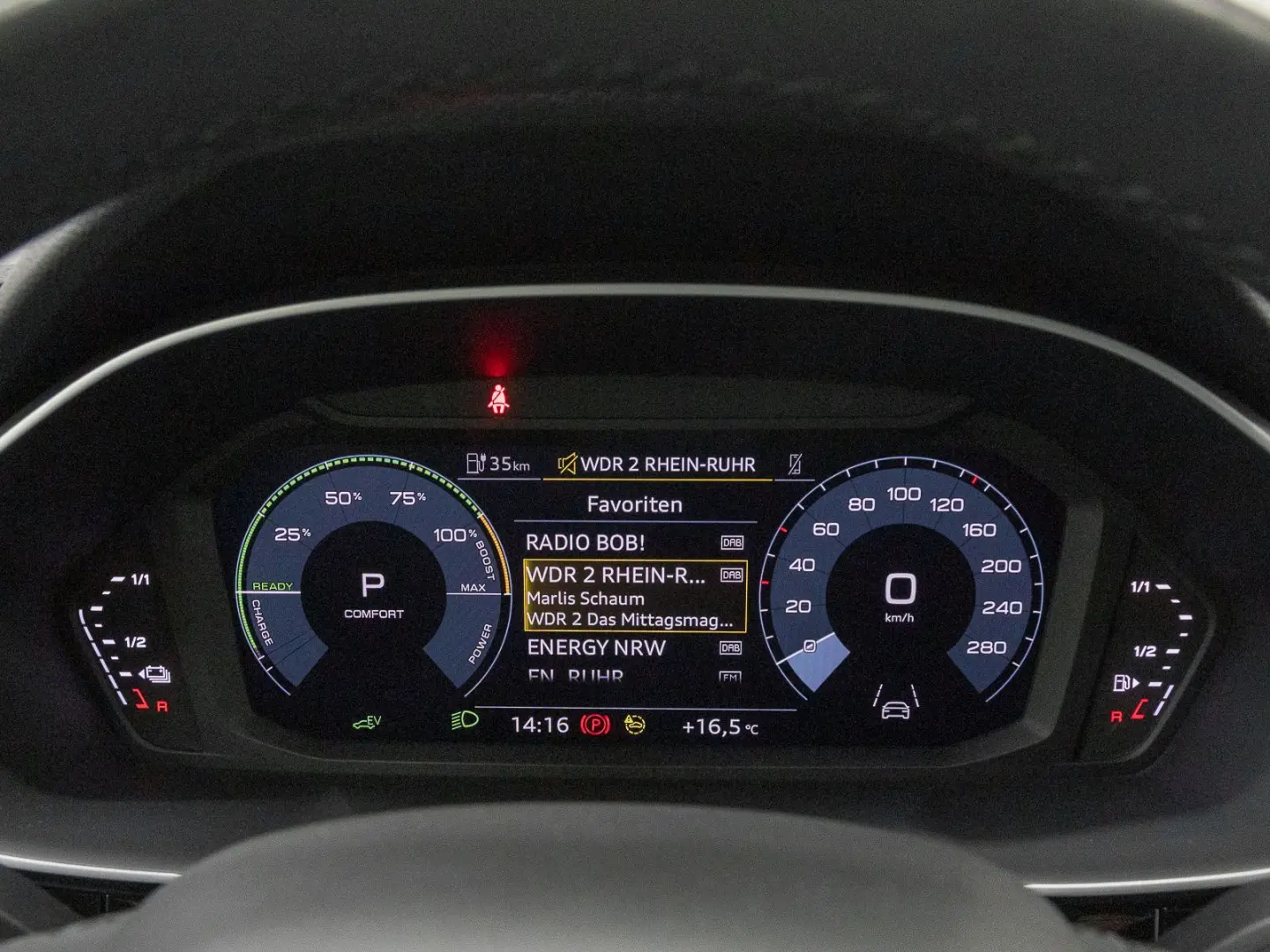 Q3 Sportback 45 TFSIe S LINE LM18 SITZHZ PRIVACY