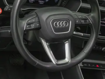 Q3 Sportback 45 TFSIe S LINE LM18 SITZHZ PRIVACY