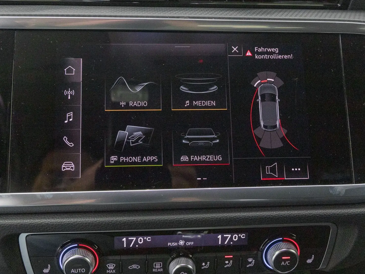 Q3 Sportback 45 TFSIe S LINE LM18 SITZHZ PRIVACY
