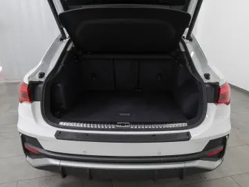 Q3 Sportback 45 TFSIe S LINE LM18 SITZHZ PRIVACY